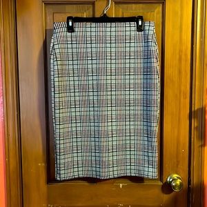 Plaid black white and brown pencil skirt